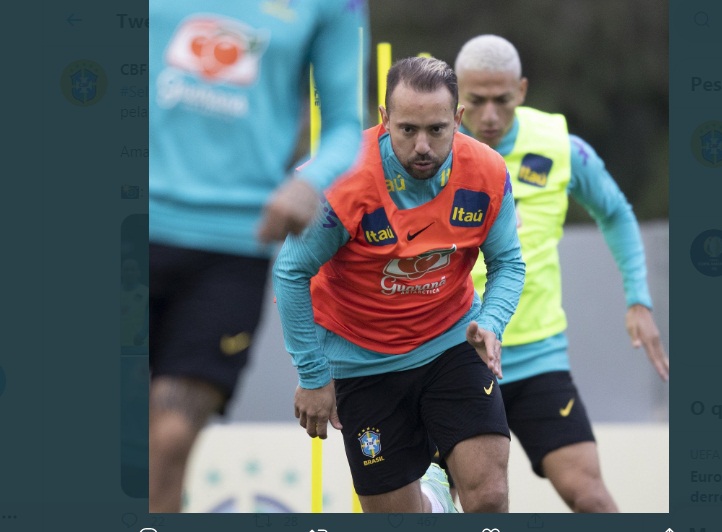 Brasil enfrenta seleção peruana no Nilton Santos
