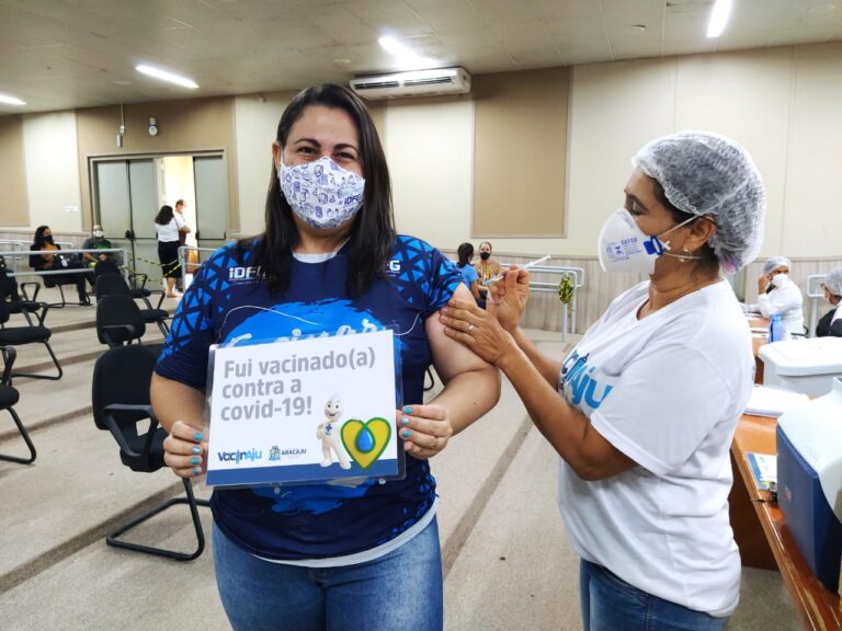 Saiba quem pode se vacinar contra a covid-19 nesta quarta, 2