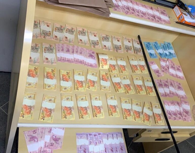 PF prende homem tentando enviar dinheiro falso através dos Correios