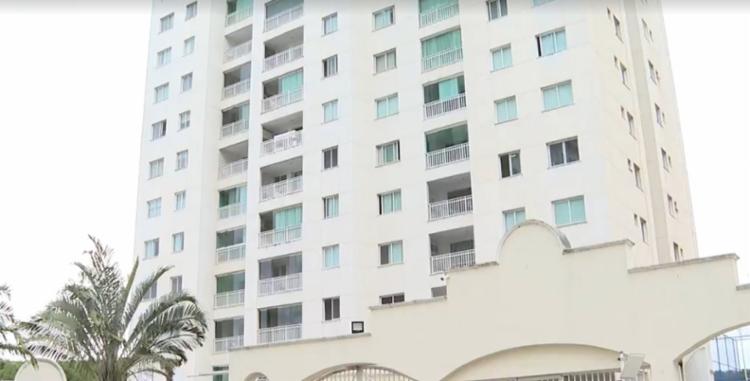 Babá pula de terceiro andar para escapar de agressões e cárcere privado na Bahia