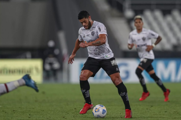 Seis jogos movimentam a rodada deste domingo do Brasileirão