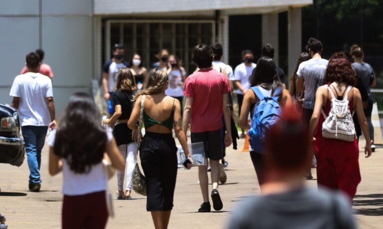Pré-selecionados do Prouni têm até hoje para comprovar dados