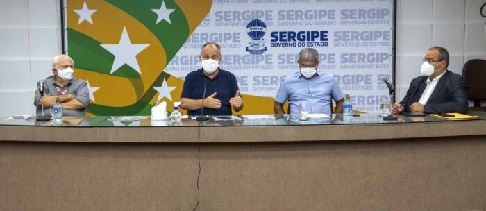 Belivaldo se reúne com representantes da construção civil para impulsionar setor