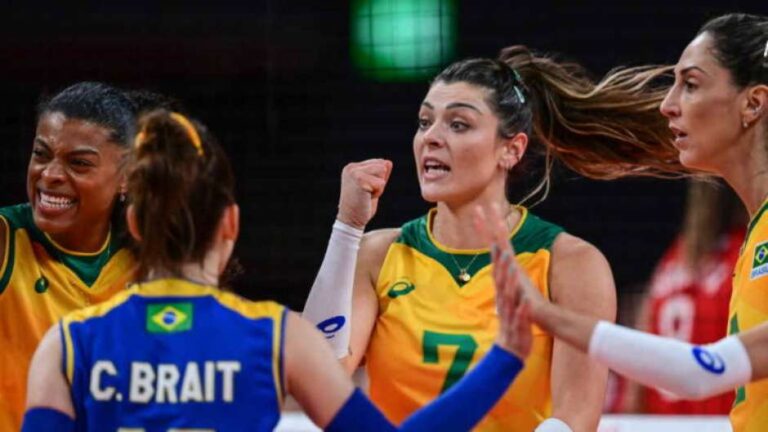 Seleção de vôlei vence Rússia e encara Coreia do Sul na semi