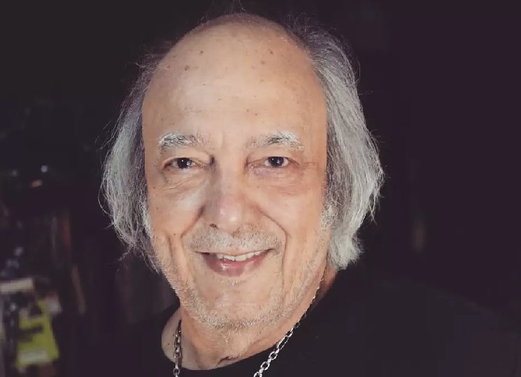 Com covid-19, cantor Erasmo Carlos é internado no Rio