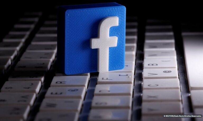 Facebook é comparado à indústria de cigarros em audiência sobre saúde mental de adolescentes