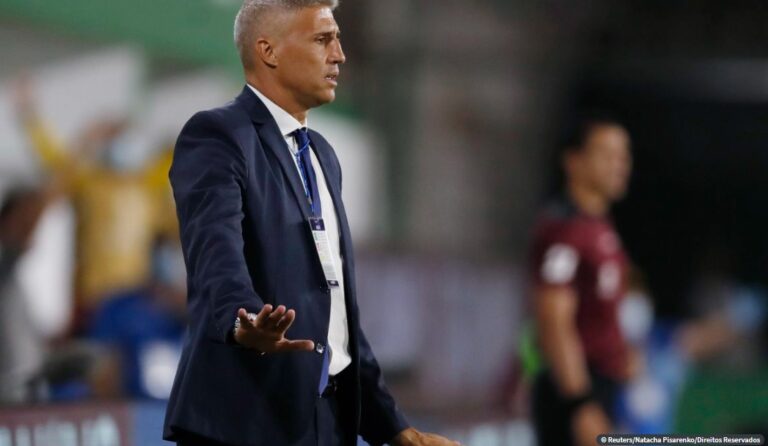 Após 8 meses, técnico Hernán Crespo não comanda mais o São Paulo