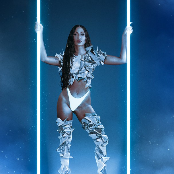 Anitta é homenageada no Prêmio Geração Glamour 2021