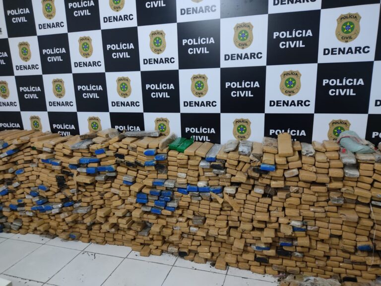 Denarc prende dois e apreende 1,1 tonelada de maconha no Mosqueiro
