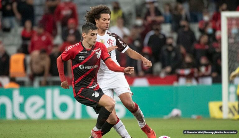 Flamengo e Athletico-PR disputam vaga na final da Copa do Brasil
