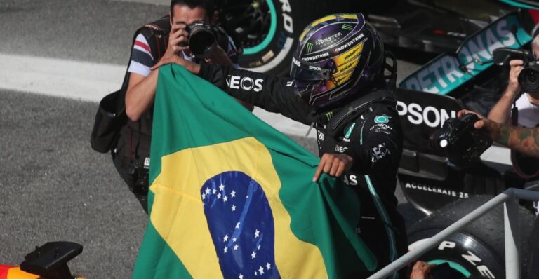 Hamilton vence GP de São Paulo em fim de semana impressionante na F1