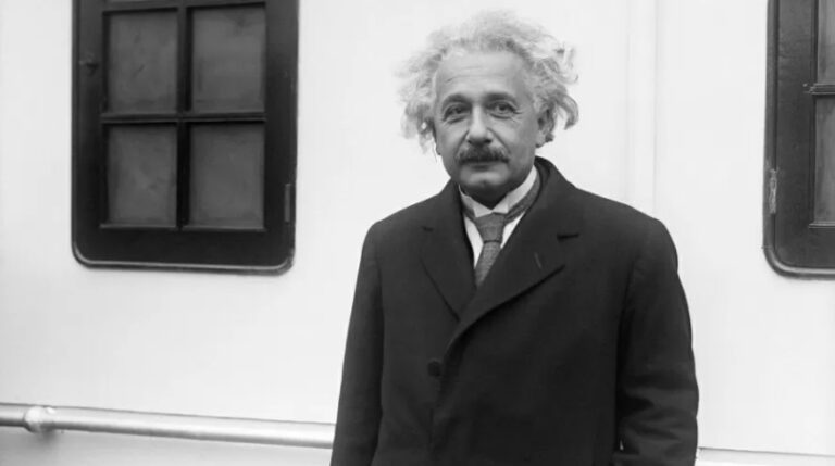Como teoria da relatividade de Einstein calibra GPS e traduz o Universo