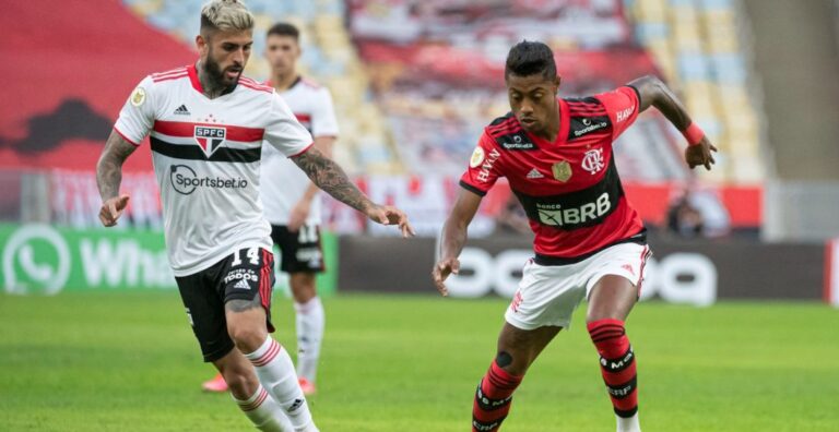 Brasileiro: com chances remotas de título, Flamengo visita o São Paulo