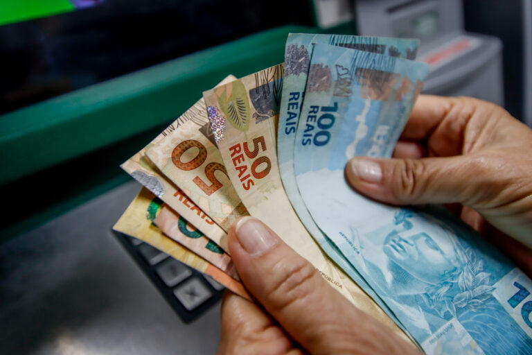 Saque de valores esquecidos recomeça em 7 de março