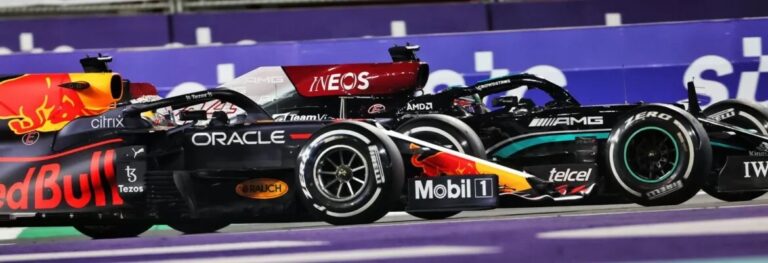 Hamilton vence corrida caótica na Arábia e empata na liderança do mundial de F1