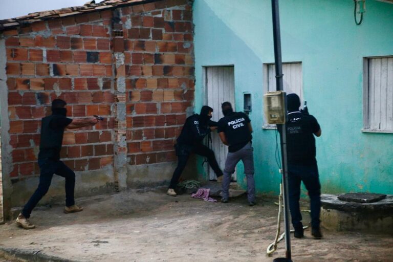 Polícias Civil e Militar deflagram operação ‘Themis’ em Umbaúba