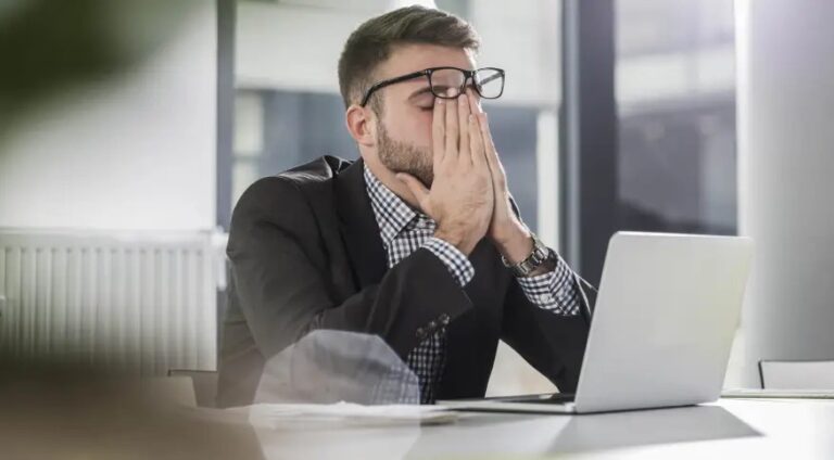 Saúde mental no trabalho: como diferentes gerações enfrentam esse desafio?