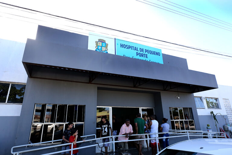 SMS afasta médico que “fugiu” do plantão na UPA Fernando Franco