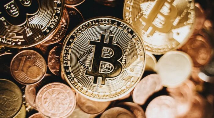 Como criptomoedas podem gerar crise financeira global, segundo órgão regulador