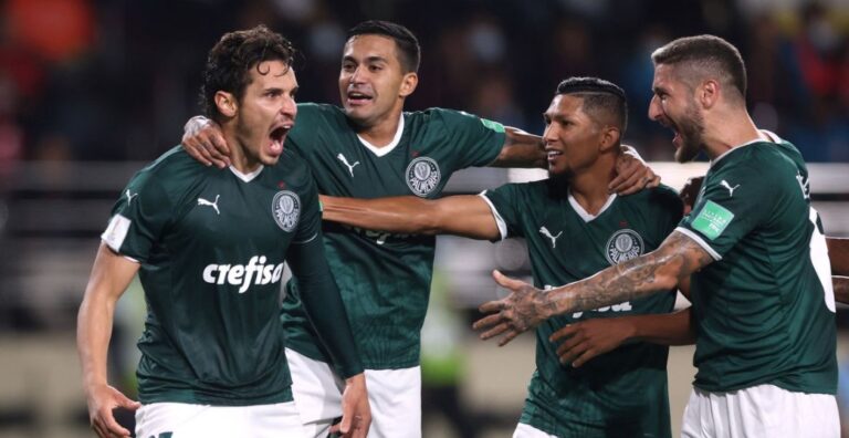 Palmeiras vence Al Ahly e se garante na final do Mundial de Clubes