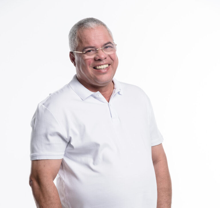Padre Inaldo deve anunciar esposa como pré-candidata a deputada