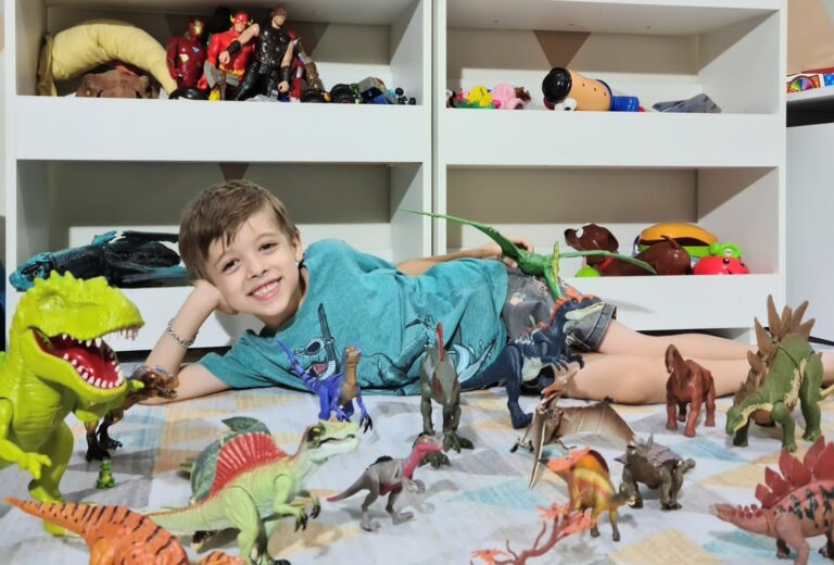 Menino gênio: conheça a criança mais nova a entrar para a sociedade de alto QI