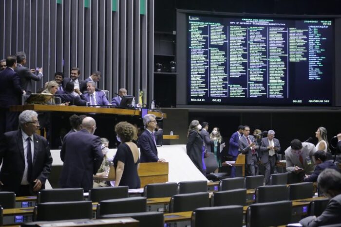 Benefício extra para quem recebe Auxílio Brasil é aprovado