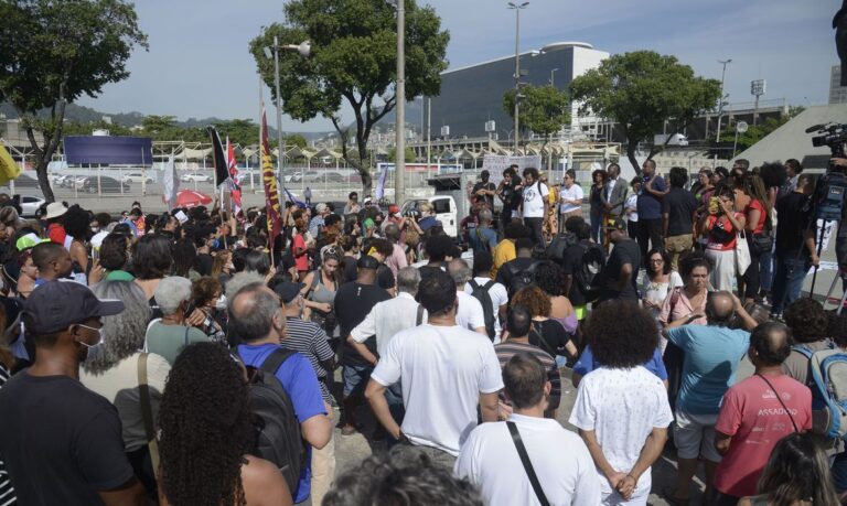 Rio: manifestantes pedem justiça para homem morto em Sergipe