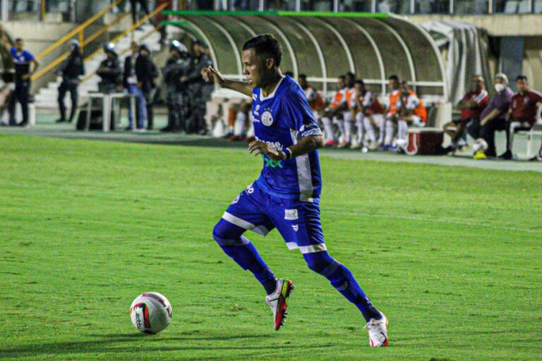 Confiança vence Ferroviário do Ceará pela Série C do Brasileirão