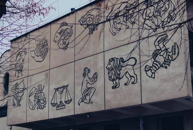 Quais são os signos que mais chutam tudo pro alto?
