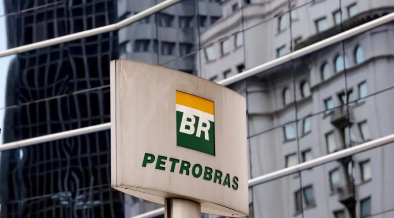 Petrobras chamará 2.710 aprovados em concursos