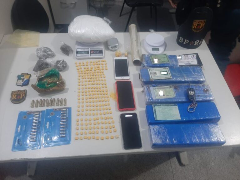 Radiopatrulha prende suspeitos de tráfico em Aracaju e Socorro