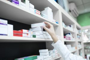 Falta de antibióticos na maioria das cidades desafia gestão e tratamento de pacientes