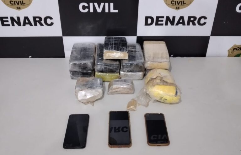 Denarc prende dupla que traficava drogas de São Paulo para Sergipe