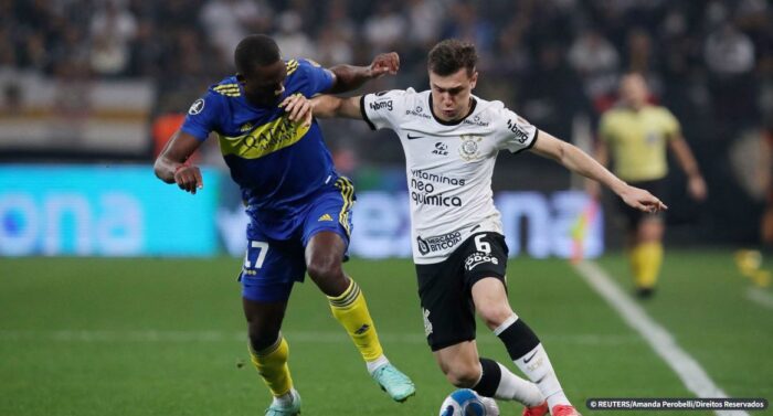 Corinthians desafia Boca por vaga às quartas de final da Libertadores