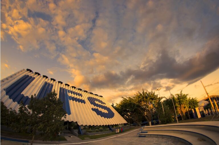 MEC avalia cursos da UFS com notas 5 e 4