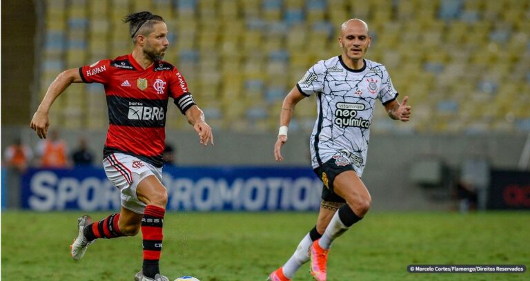 Com tabu de 9 jogos, Corinthians recebe o Flamengo em São Paulo