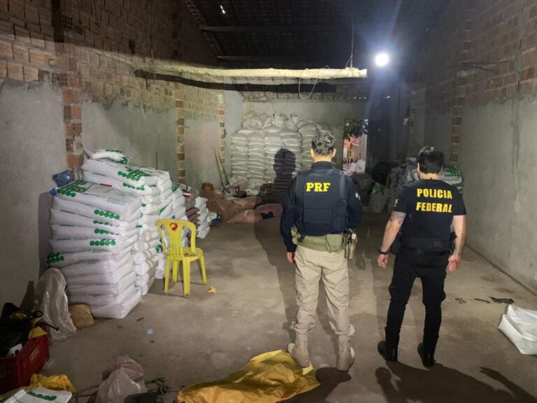 Operação da PF e PRF combate a venda ilegal de fertilizantes