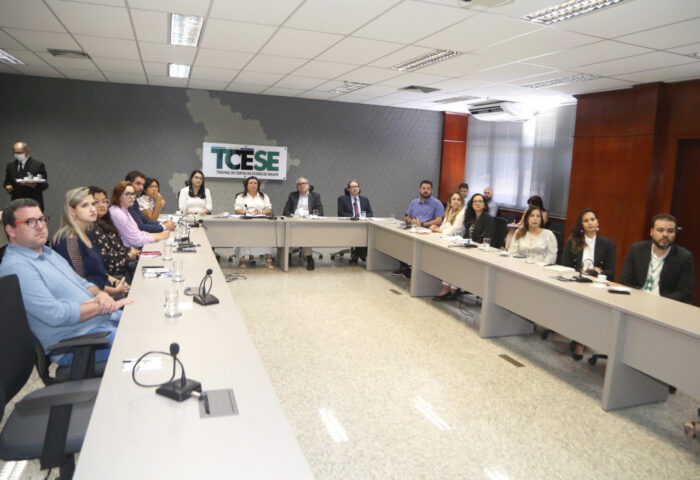 TCE promove debate com órgãos de saúde para ampliar vacinação em Sergipe