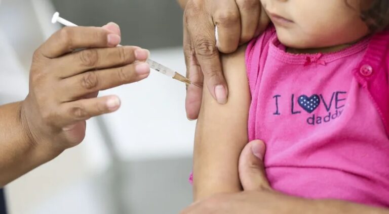 Anvisa aprova vacina da Pfizer contra covid-19 para crianças de 6 meses a 4 anos