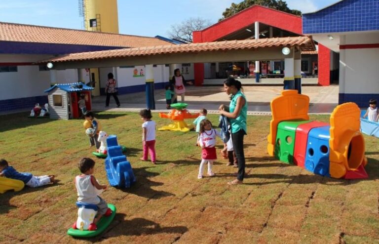 Início da vida escolar: qual a idade ideal para entrar na escola?