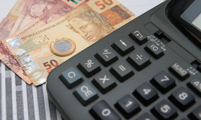 Prévia do PIB, IBC-Br avança 0,10% em maio e fica acima do esperado