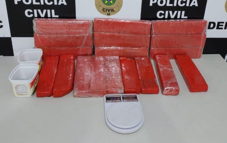 Denarc apreende16kg de maconha na Zona Sul de Aracaju