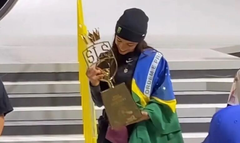 Rayssa Leal é campeã da Liga Mundial de Skate Street