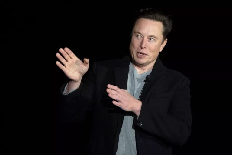 Funcionários da SpaceX dizem que foram demitidos por denunciar Musk