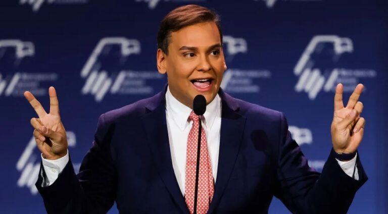 Filho de brasileiros, deputado eleito nos EUA admite ter mentido em currículo