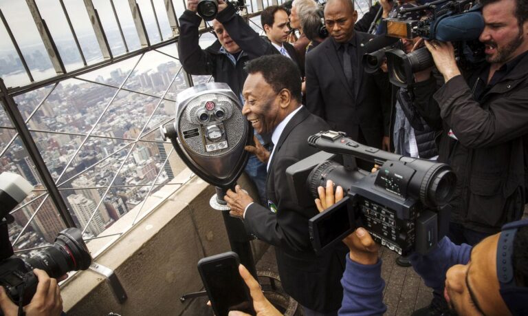 Pelé impulsionou crescimento do soccer com passagem pelos EUA