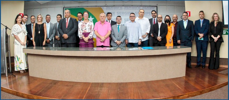 Governador assina promoção de 36 delegados
