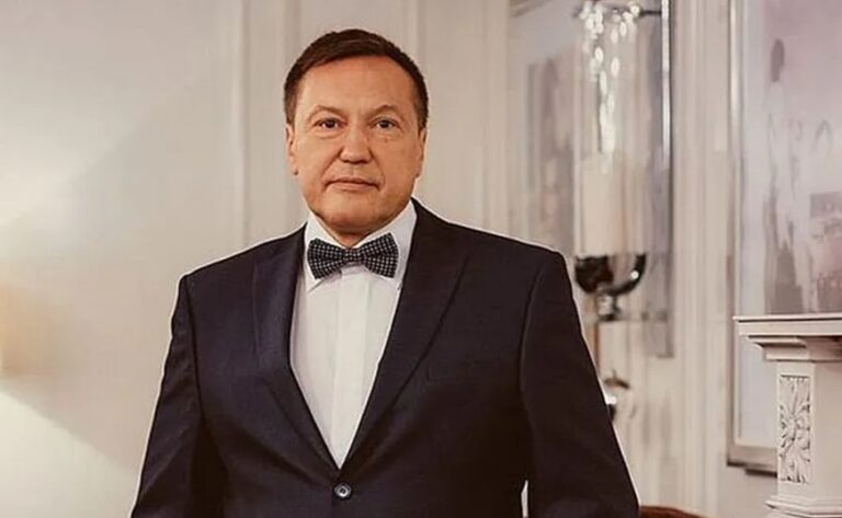 Crítico do governo Putin, oligarca russo morre após cair de sacada de hotel