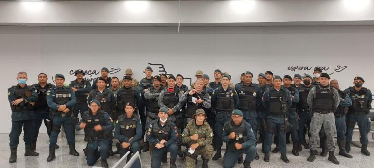 40 PMs sergipanos que integram a Força Nacional embarcam para Brasília